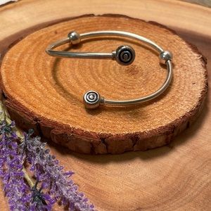 Chamilia flex bracelet . Sterling silver